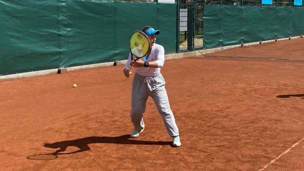 Яна Стоянова отпадна на четвъртфиналите на двойки на турнир по тенис в Сърбия