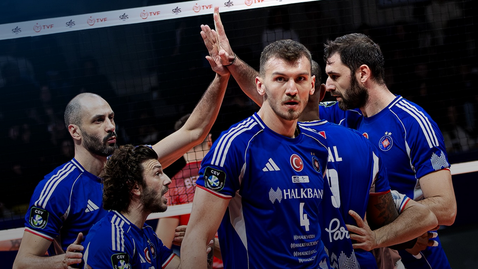 Матей Казийски с 19 точки, Цветан Соколов с 13 точки, Халкбанк шокира лидера Зираатбанк