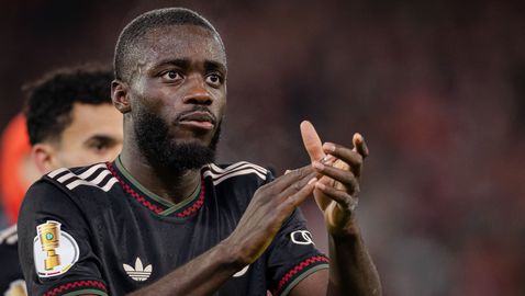 Байерн води конструктивни разговори за подновяването на договора на Упамекано