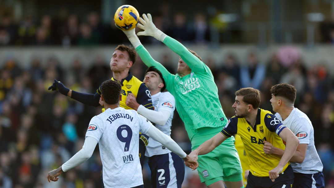 Без Филип Кръстев Оксфорд отстъпи на Престън