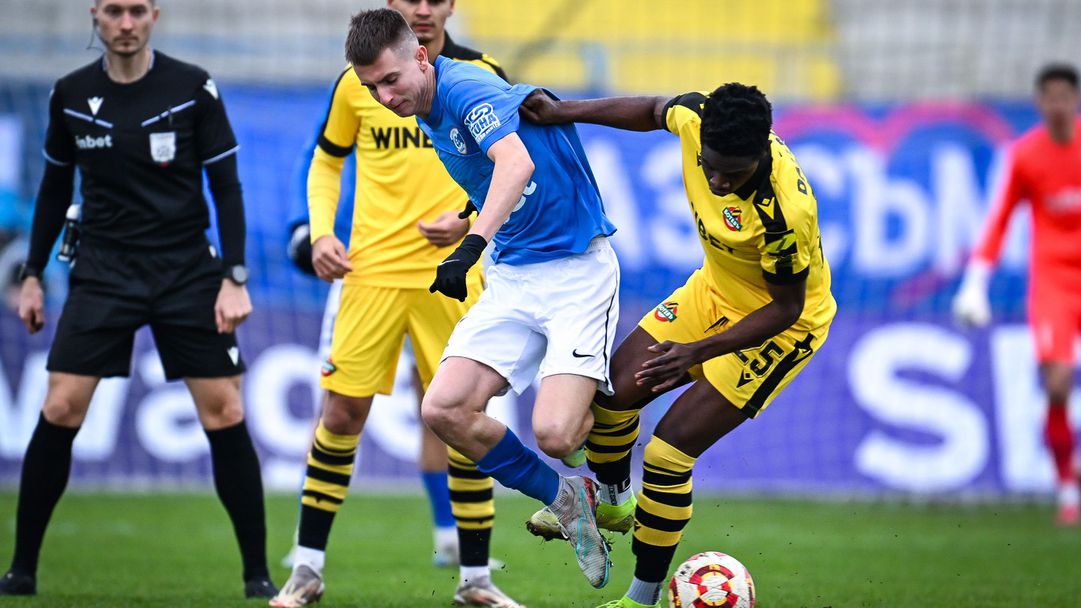 Ботев (Пловдив) премина с лекота през Варна