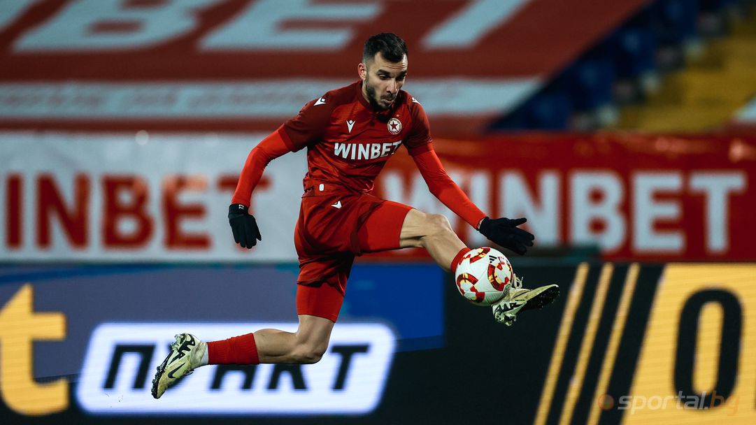 Отбор от Иран изкушава Питас с 1 милион евро