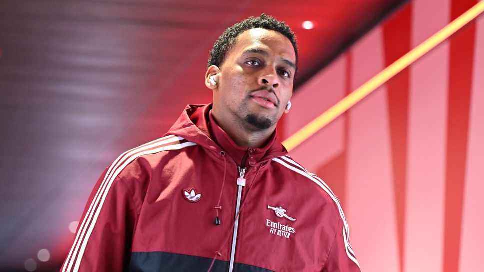 Лидерът в Премиър ЛийгАрсенал посреща намиращия се на последното място