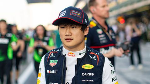 Брандъл: Цунода се защитава като пиян моряк срещу Норис