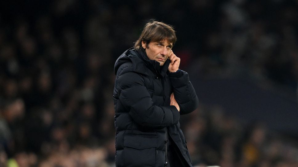 Играчите на Тотнъм се опасяват, че недоволният Конте може да си тръгне