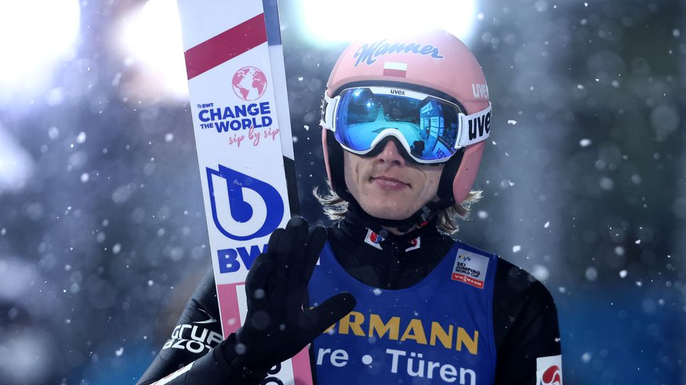 Полският състезател на ски скок Давид Кубацки е с COVID-19