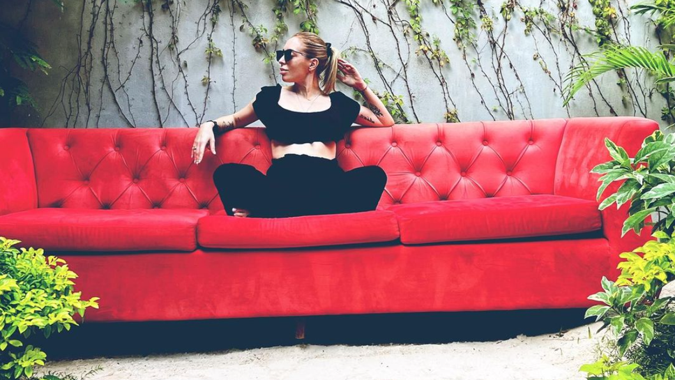 Дъщерята на Стоичков събра погледите със секси дупе