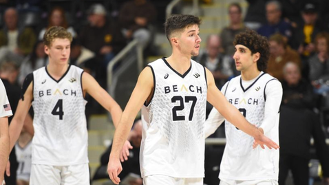 Лазар Бучков и Лонг Бийч спечелиха и третия си мач в САЩ