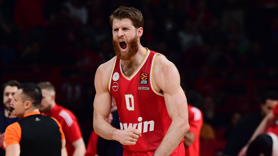 Проблеми в гардовата линия на Олимпиакос