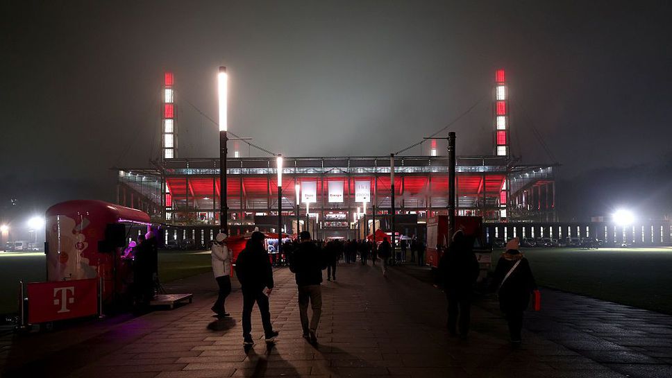 Убедителният лидер в Бундеслигата Байерн Мюнхен гостува на Кьолн в