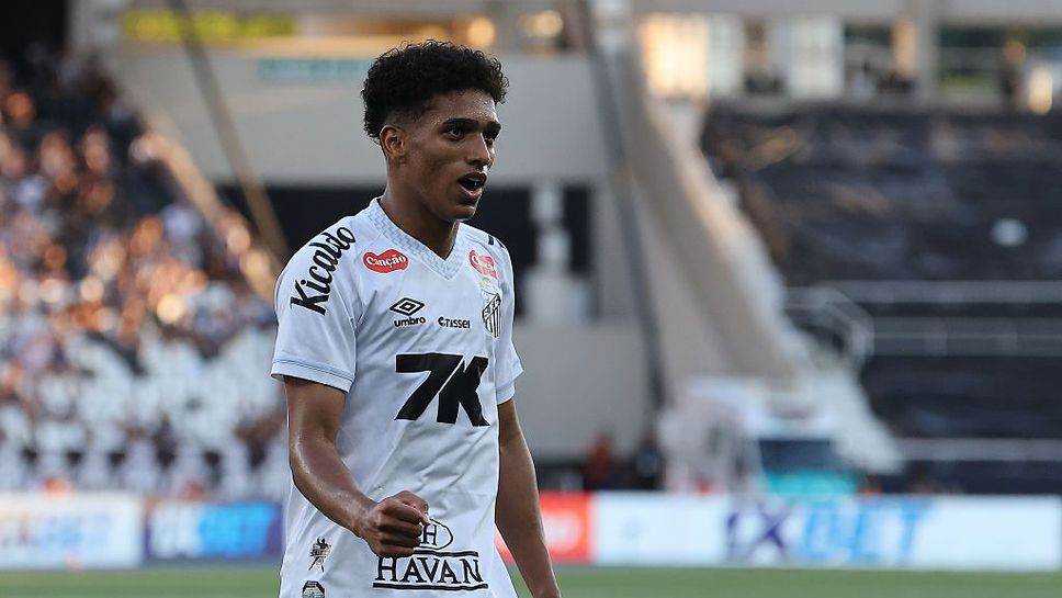 Тотнъм близо до привличането на защитник от Бразилия