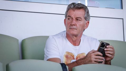 Емо Костадинов получи покана от европейски гранд - напусна лагера на ЦСКА 1948