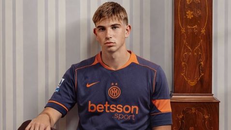 Интер почти договори хърватски талант