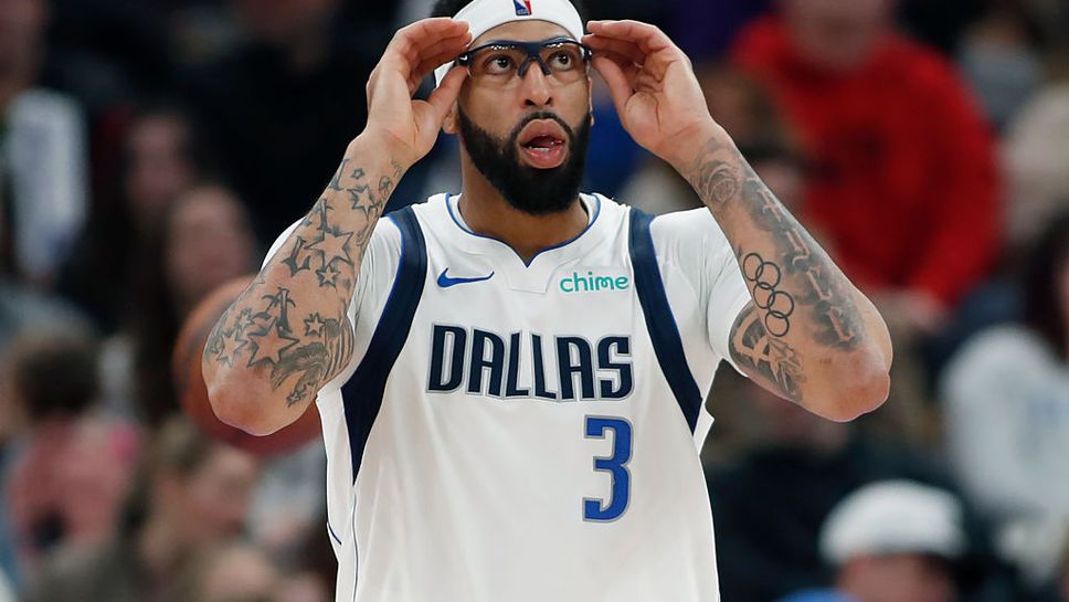 Звездата на Далас Маверикс Антъни Дейвис няма да се нуждае