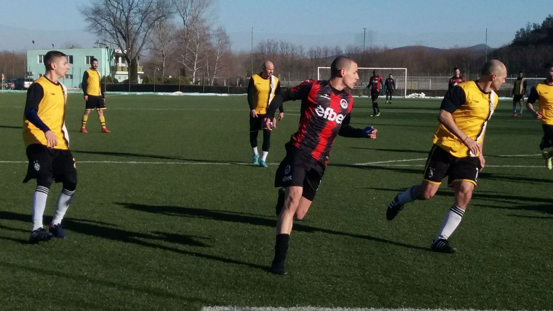 Ювентус (Малчика) победи Локо (Дряново) в коректно дерби за спасение