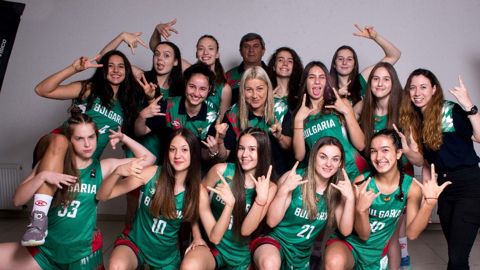България научи групата си на Европейското при 16-годишните момичета