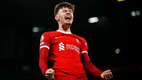 Новата звезда на Ливърпул с първа награда