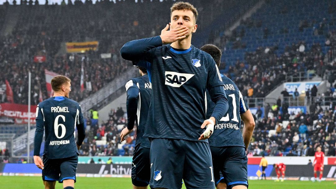 Хофенхайм бързо върна усмивките си след тежкото поражение в Мюнхен
