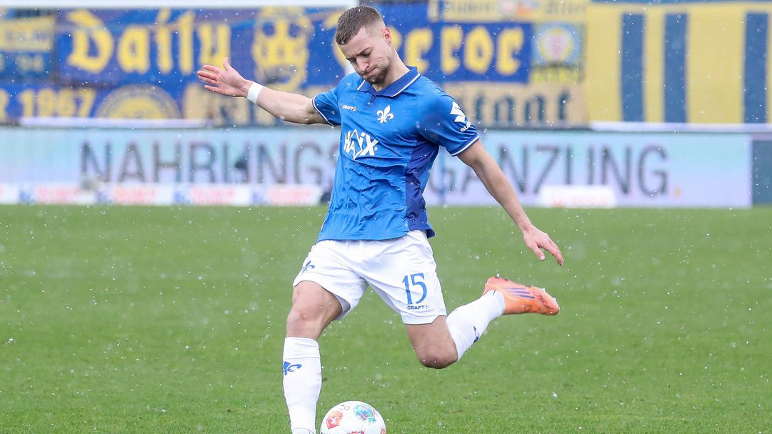 Дармщат и Нюрнбергер се измъкнаха в Брауншвайг, но може и да сдадат първото място