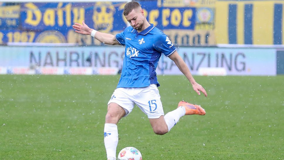 Лидерът във Втора БундеслигаДармщат успя да измъкне равенство 2 2