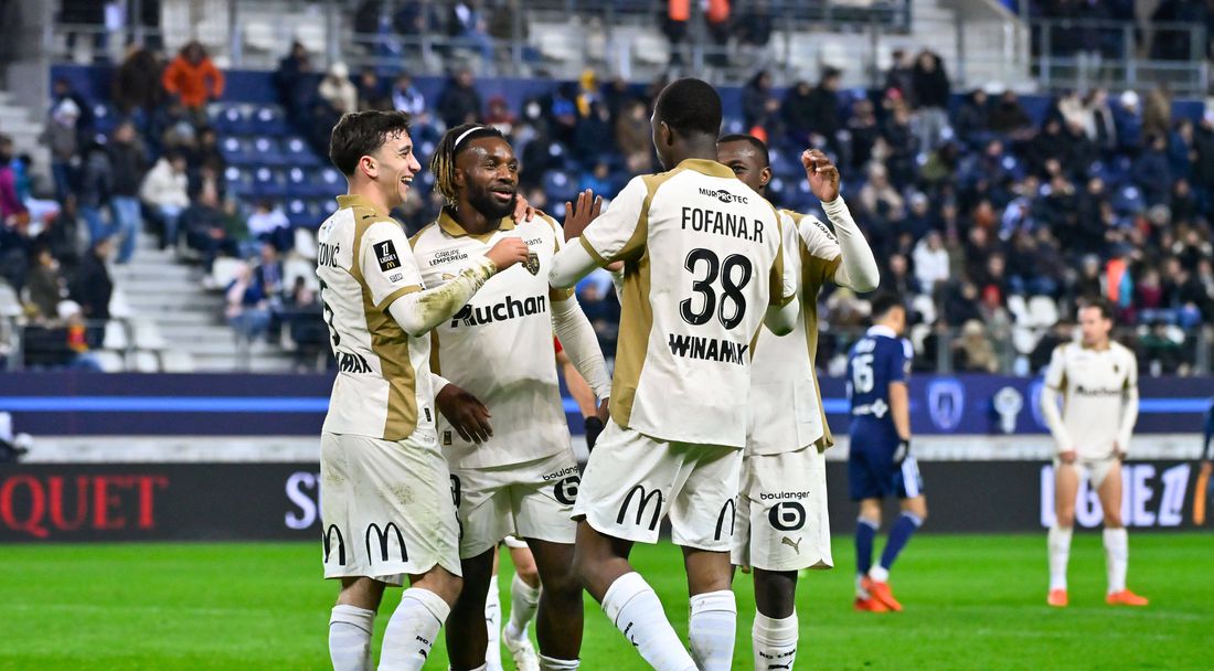 Ланс отново е лидер след разгромна победа