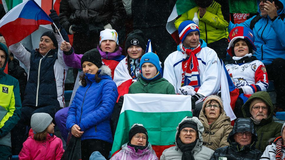 Четири наши момичета в спринта на 7.5 км в биатлона