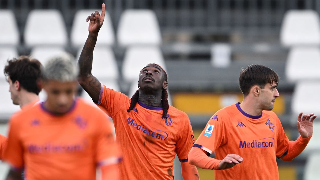 Фиорентина удари Комо като гост и изплува от зоната на изпадащите