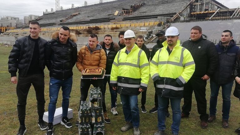 Ботев (Пд) отпразнува рождения си ден на "Колежа" (видео)