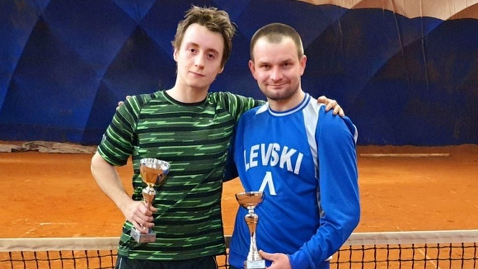 Марк Хаджижеков с хеттрик във вечерните турнири на Интерактив тенис