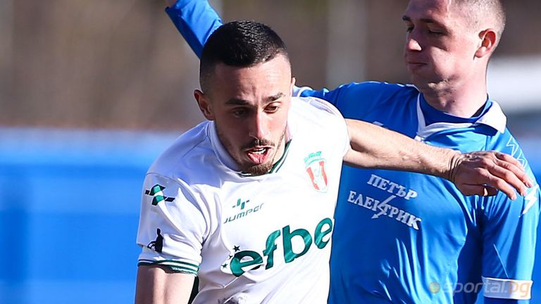 Тони Иванов е лишен от състезателни права за една среща