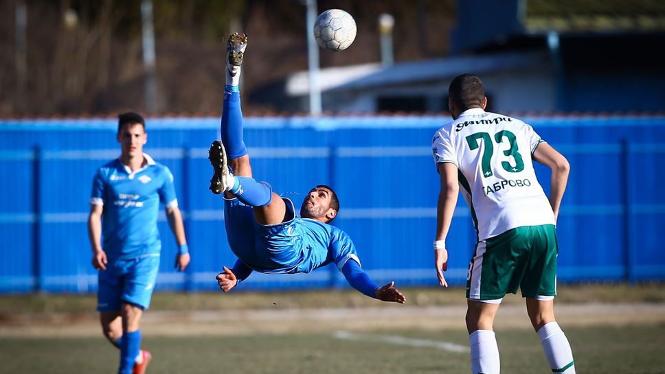 Резултати и голмайстори във Втора лига