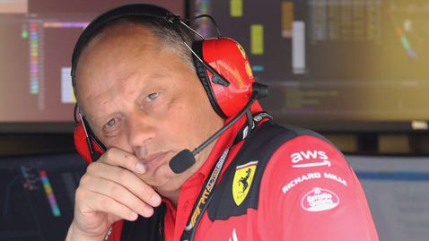  Васьор се опита да изясни какво става във Ферари 