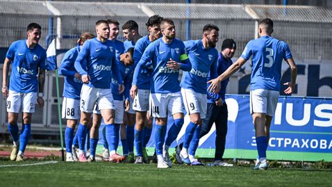 Спартак (Варна) се готви ударно за битката с Берое, феновете излязоха с призив