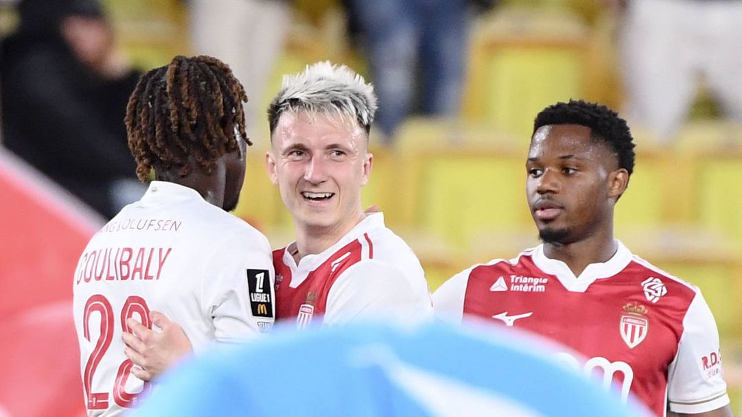 Монако с пета поредна победа в първенството