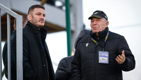 Бай Добри на трибуните в Разград