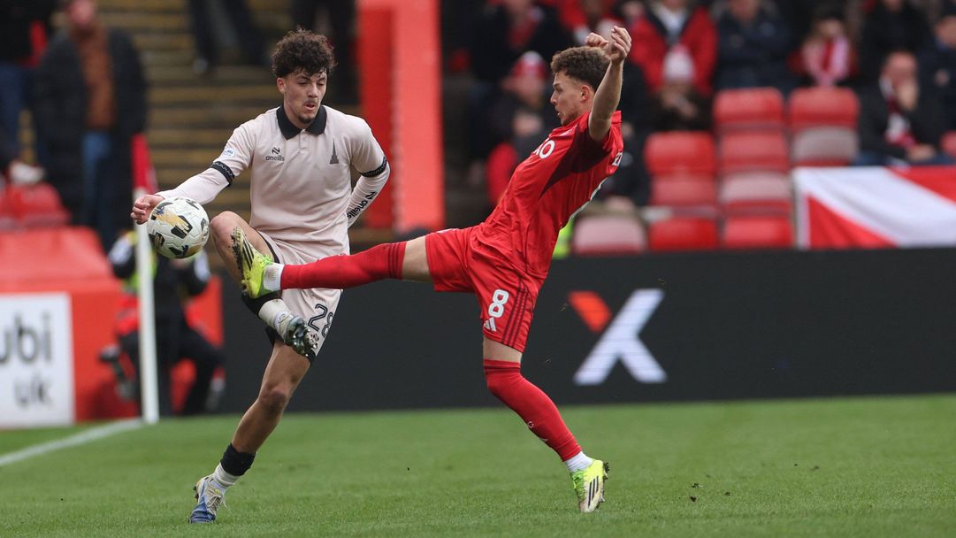 Късен гол вгорчи дебюта на новия треньор на Абърдийн