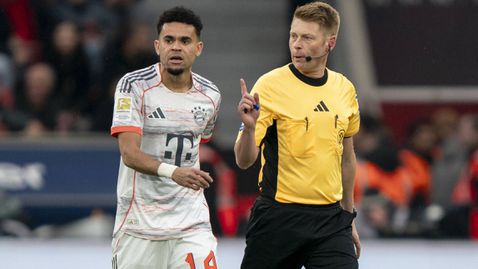 Съдията на Леверкузен – Байерн призна, че е сбъркал с червения картон на Луис Диас