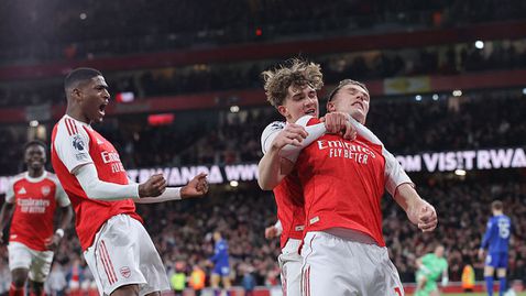 Тийнейджър вдъхнови Арсенал за късна победа над Евертън, "топчиите" дръпнаха с 10 точки на върха