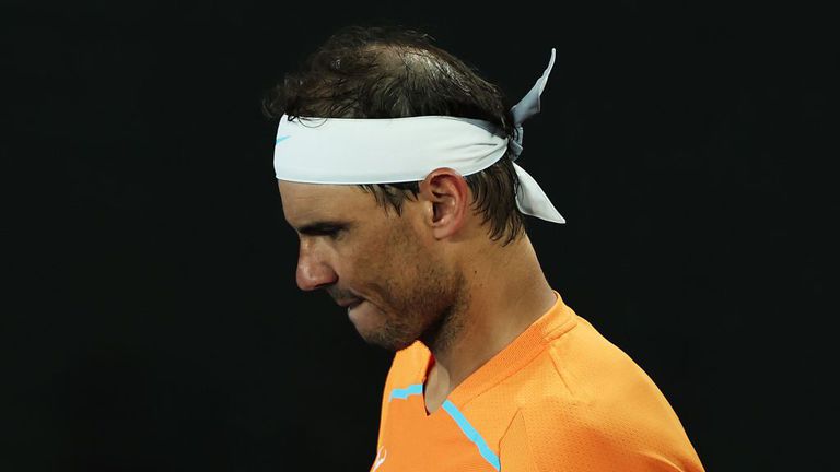 Испанският тенисист Рафаел Надал се оттегли от турнира в Барселона.