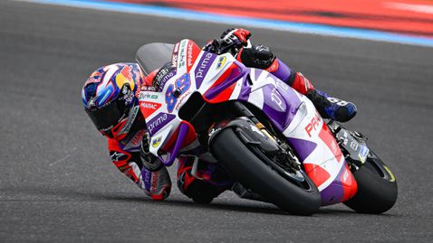  Хорхе Мартин поведе в края на петъчните тренировки в Остин, Бедзеки отвън топ 10 