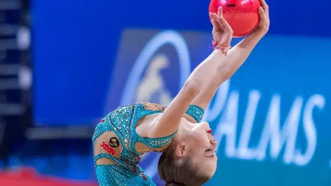 Стилияна Николова със златото на топка в София