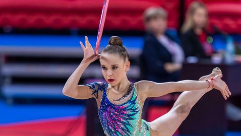 Сребро за Стилияна Николова във финала на обръч на Световната купа в София