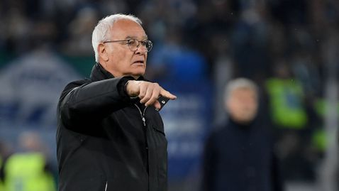 Раниери обясни защо не започва мачовете с Довбик и Шомуродов