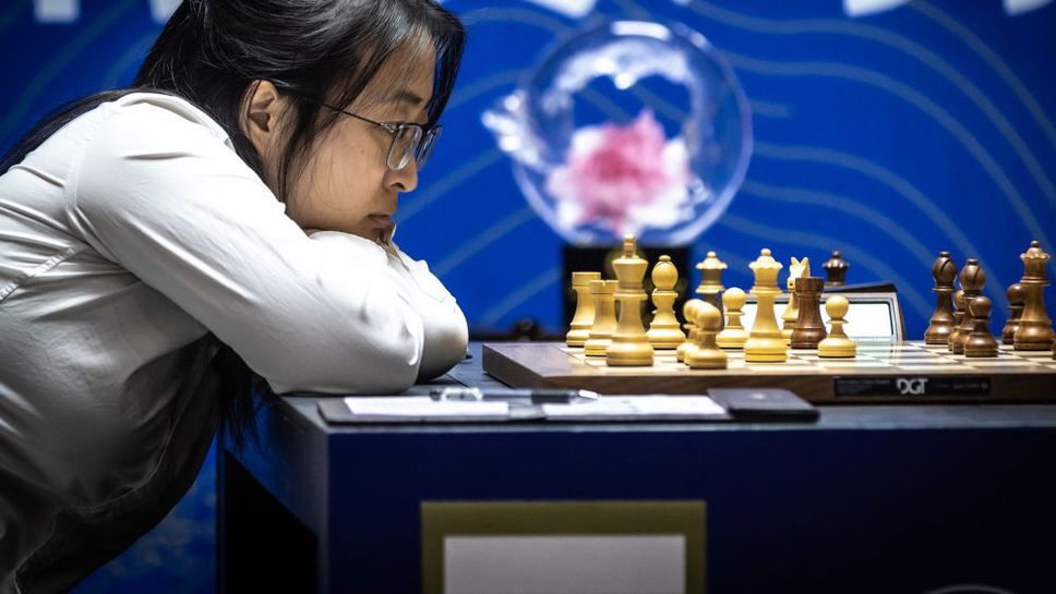 Китайката Цзю Вънцзюн се доближи на половин точка от това