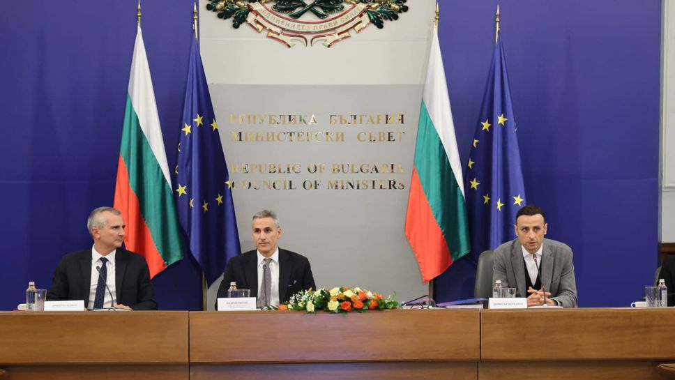 Ето целия доклад на Бербатов пред спортните федерации (видео)