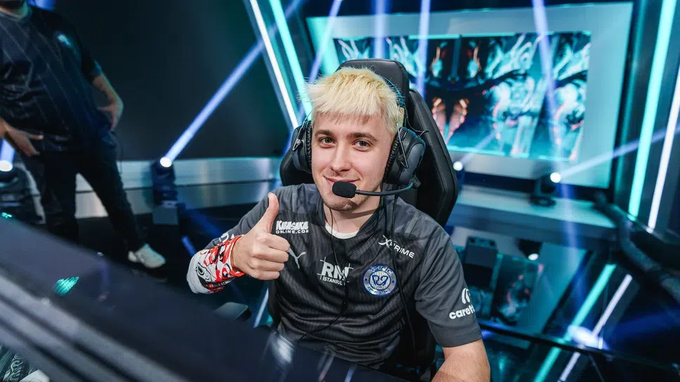 Играч, свързан с България, може да заиграе за един от най-големите отбори в електронните спортове