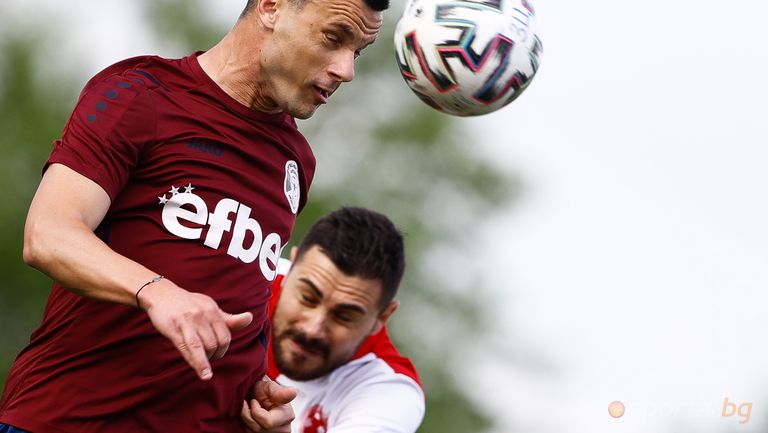 Сокол Марково загуби домакинството си на Загорец Нова Загора с