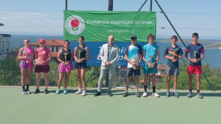 Иван Иванов и Галена Кръстенова са шампионите на международния турнир в Санта Марина