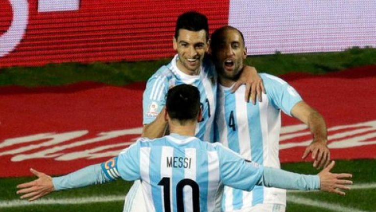 Пасторе отрече обвиненията, че Меси селектира отбора на Аржентина