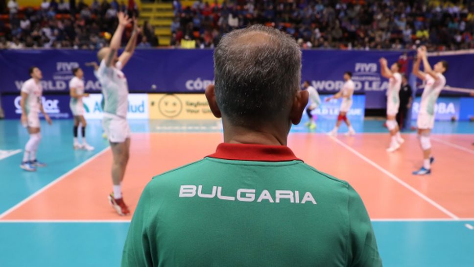 Българският национален отбор по волейбол се завръща в София във вторник вечерта